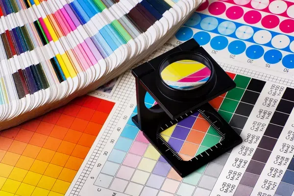 Qué es una prueba de color y por qué evita reprocesos